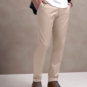 BANANA REPUBLIC- Men’s Chino Pants!